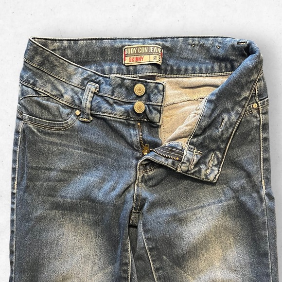 Body Con Jeans‎ Skinny Women's 3 Amethyst Low Rise 2 Buttons Medium Wash Stretch - Picture 5 of 8